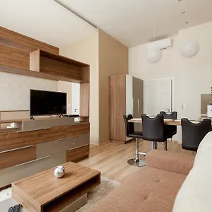 budapest-holidays-concept.inbudapesthotels.com/